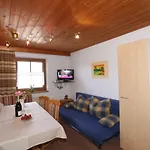 Granat Pensión 4*
