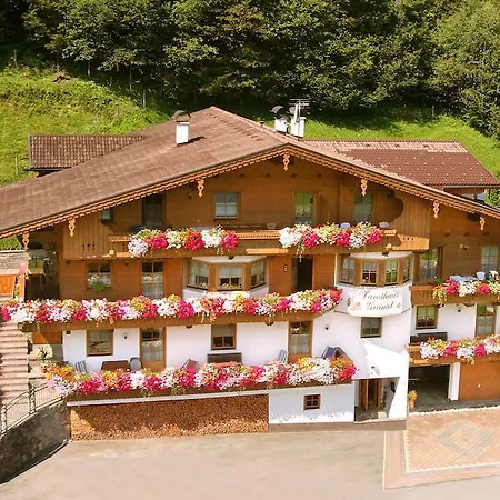 Landhaus Granat Guest house *