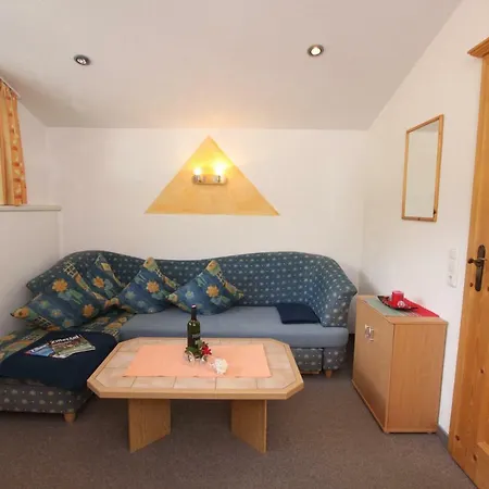 石榴乡间别墅公寓