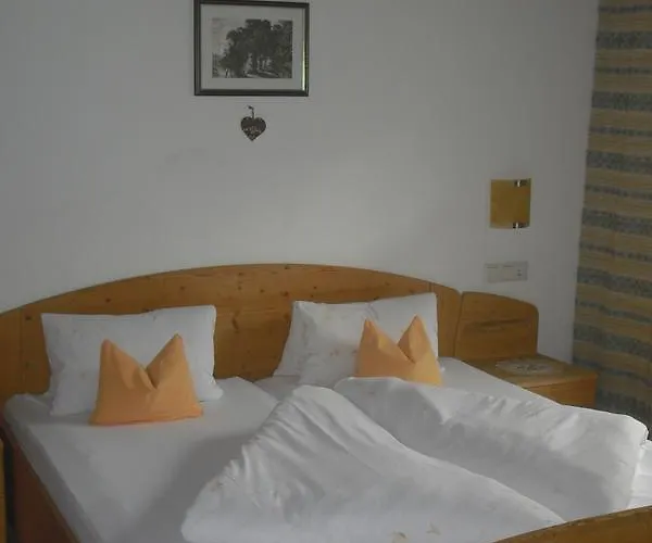 Granat Πανσιόν Mayrhofen