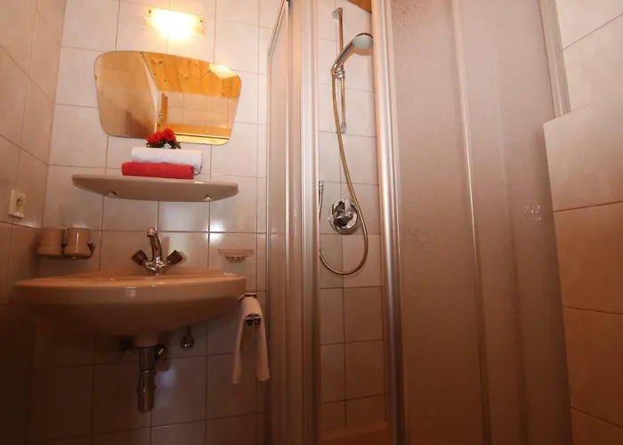 Granat Πανσιόν 4*